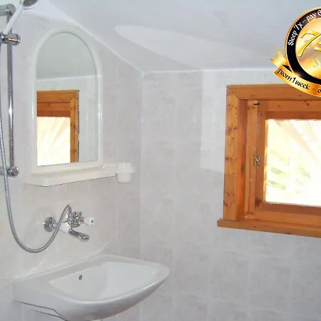 ゲストハウス Dicev オブゾー